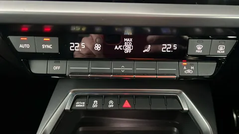 AUDI A3 35 TFSI S Line S Tronic