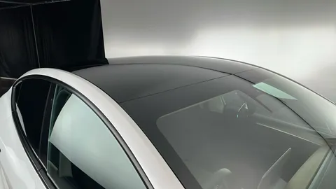 TESLA MODEL Y Long Range AWD Auto