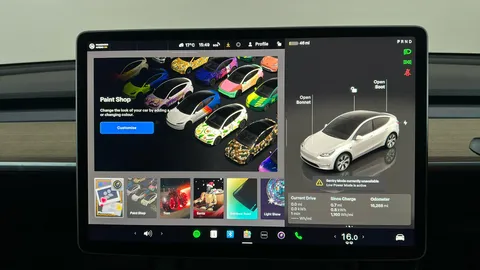 TESLA MODEL Y Long Range AWD Auto