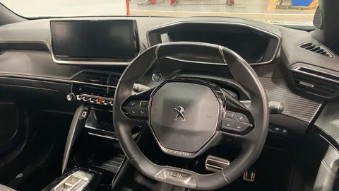 PEUGEOT 2008 100kW GT 50kWh Auto