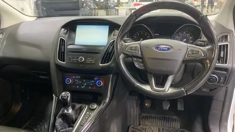 FORD FOCUS 1.0 EcoBoost 125 Titanium X