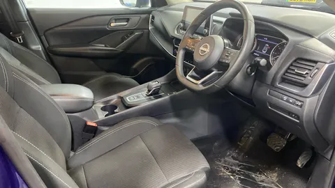 NISSAN QASHQAI 1.3 DiG-T MH 158 Acenta Premium Xtronic