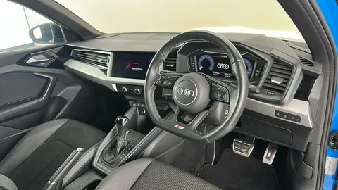 AUDI A1 30 TFSI 110 Black Edition S Tronic