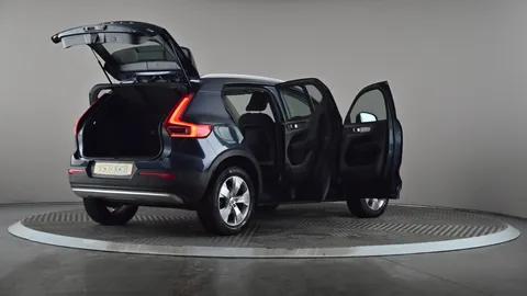VOLVO XC40 1.5 T3 [163] Momentum