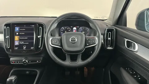 VOLVO XC40 1.5 T3 [163] Momentum