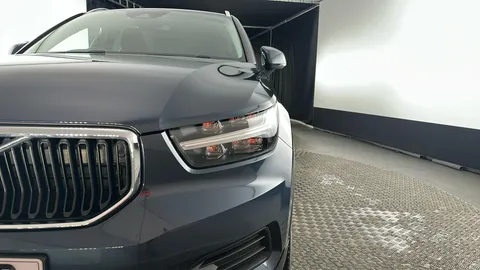 VOLVO XC40 1.5 T3 [163] Momentum