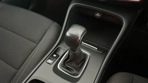 VOLVO XC40 1.5 T3 [163] Momentum