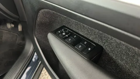 VOLVO XC40 1.5 T3 [163] Momentum