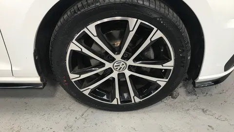 VOLKSWAGEN GOLF 1.5 TSI EVO 150 R-Line Edition