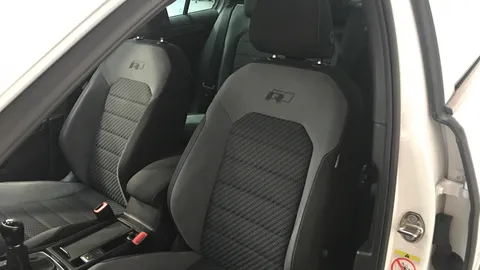 VOLKSWAGEN GOLF 1.5 TSI EVO 150 R-Line Edition