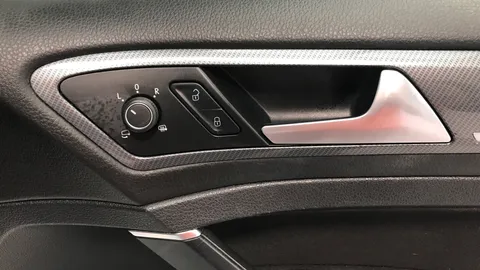 VOLKSWAGEN GOLF 1.5 TSI EVO 150 R-Line Edition