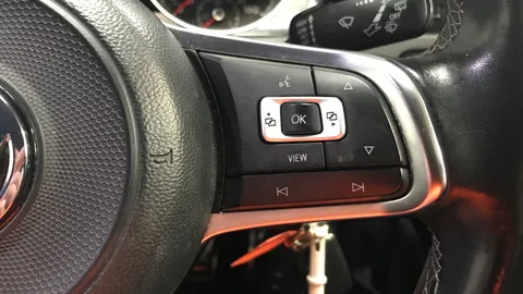 VOLKSWAGEN GOLF 1.5 TSI EVO 150 R-Line Edition