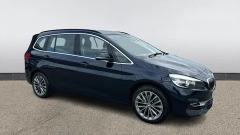 BMW 2 SERIES 220i Luxury DCT