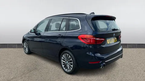 BMW 2 SERIES 220i Luxury DCT