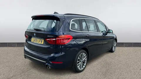 BMW 2 SERIES 220i Luxury DCT