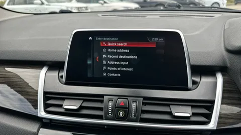 BMW 2 SERIES 220i Luxury DCT