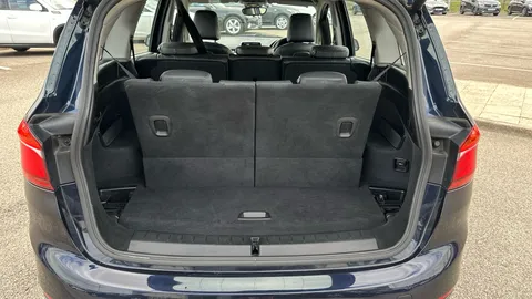 BMW 2 SERIES 220i Luxury DCT