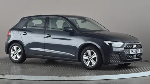 AUDI A1 30 TFSI 110 Technik S Tronic