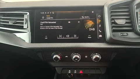 AUDI A1 30 TFSI 110 Technik S Tronic