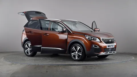 PEUGEOT 3008 1.5 BlueHDi Allure