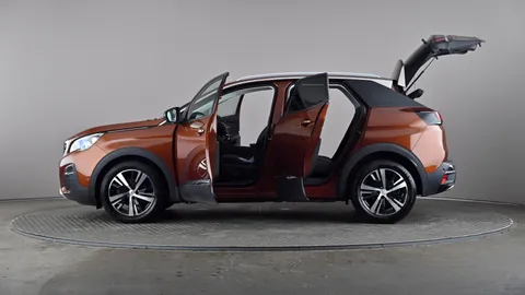 PEUGEOT 3008 1.5 BlueHDi Allure