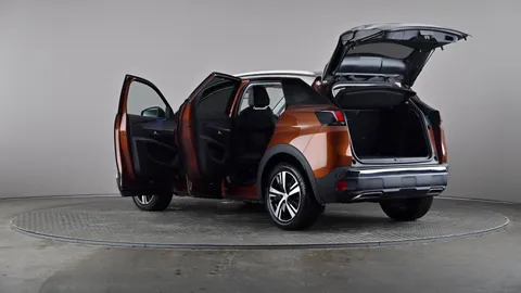 PEUGEOT 3008 1.5 BlueHDi Allure