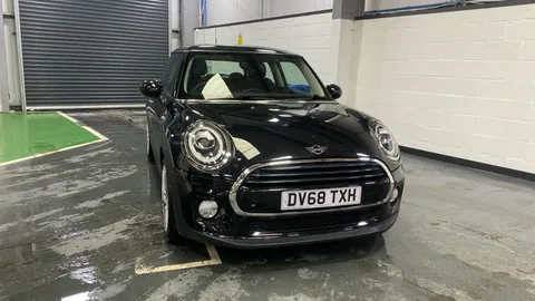 MINI HATCHBACK 1.5 Cooper II