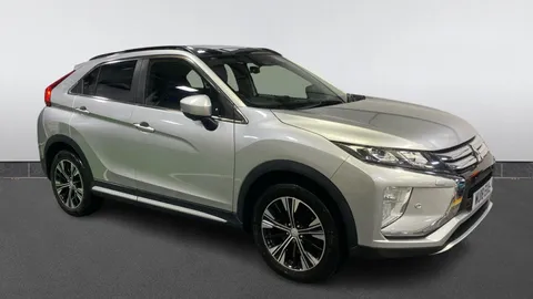 MITSUBISHI ECLIPSE CROSS 1.5 4