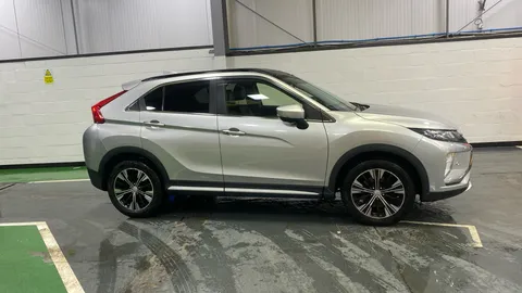 MITSUBISHI ECLIPSE CROSS 1.5 4