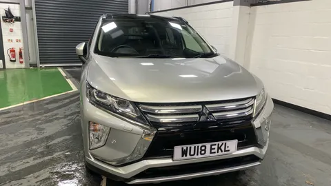 MITSUBISHI ECLIPSE CROSS 1.5 4