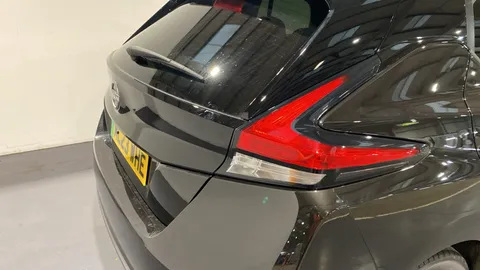 NISSAN LEAF 110kW N-Connecta 39kWh Auto