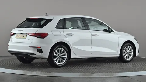 AUDI A3 30 TFSI Technik