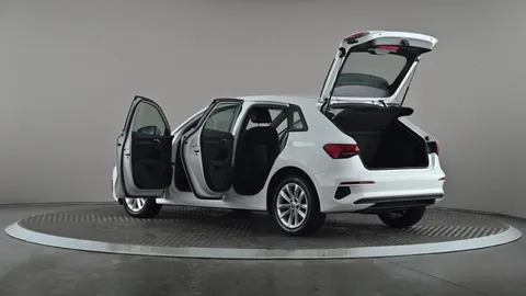 AUDI A3 30 TFSI Technik