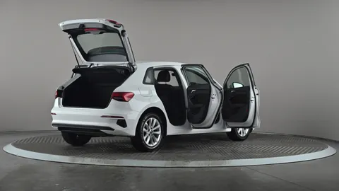 AUDI A3 30 TFSI Technik