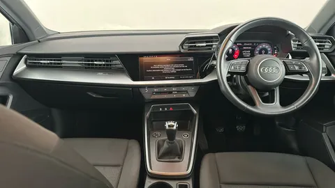 AUDI A3 30 TFSI Technik