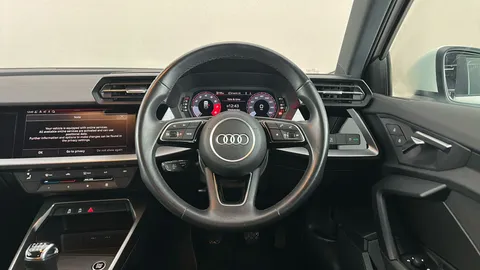 AUDI A3 30 TFSI Technik