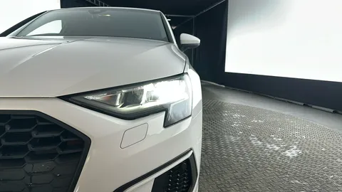 AUDI A3 30 TFSI Technik
