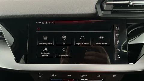 AUDI A3 30 TFSI Technik