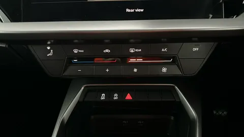 AUDI A3 30 TFSI Technik