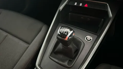 AUDI A3 30 TFSI Technik