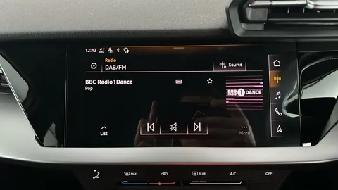 AUDI A3 30 TFSI Technik