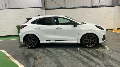 FORD PUMA 1.0 EcoBoost Hybrid mHEV ST DCT