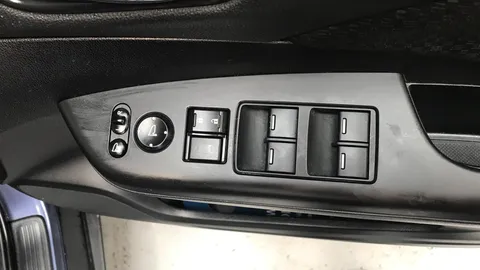 HONDA CR-V 2.0 i-VTEC SE Plus Auto [Nav]