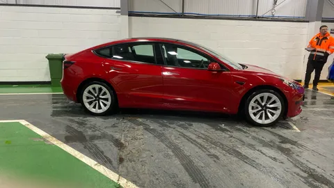 TESLA MODEL 3 RWD Auto