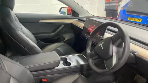 TESLA MODEL 3 RWD Auto