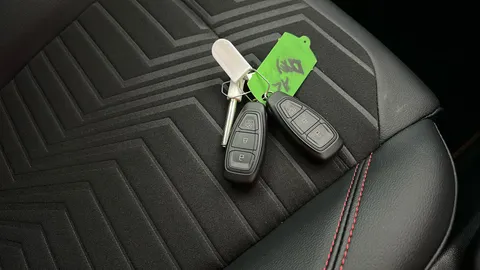 FORD PUMA 1.0 EcoBoost Hybrid mHEV ST-Line X DCT