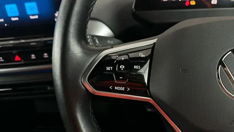 VOLKSWAGEN ID.4 109kW Life Ed Pure 52kWh Auto [110kW Ch]