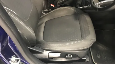 FORD FIESTA 1.0 EcoBoost Titanium