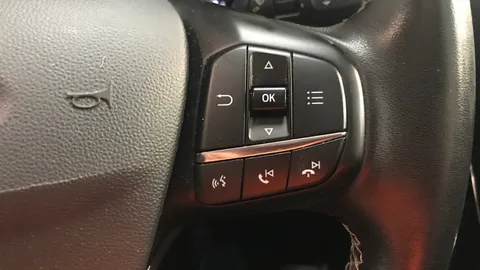 FORD FIESTA 1.0 EcoBoost Titanium