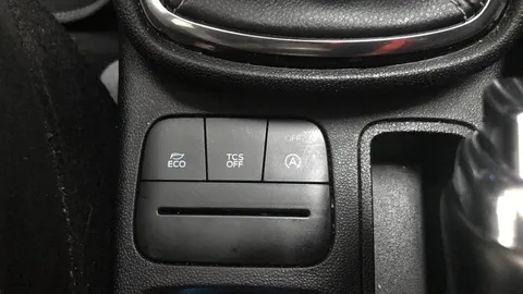 FORD FIESTA 1.0 EcoBoost Titanium